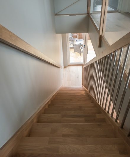 Oak stairs in Norway. Project no. 69