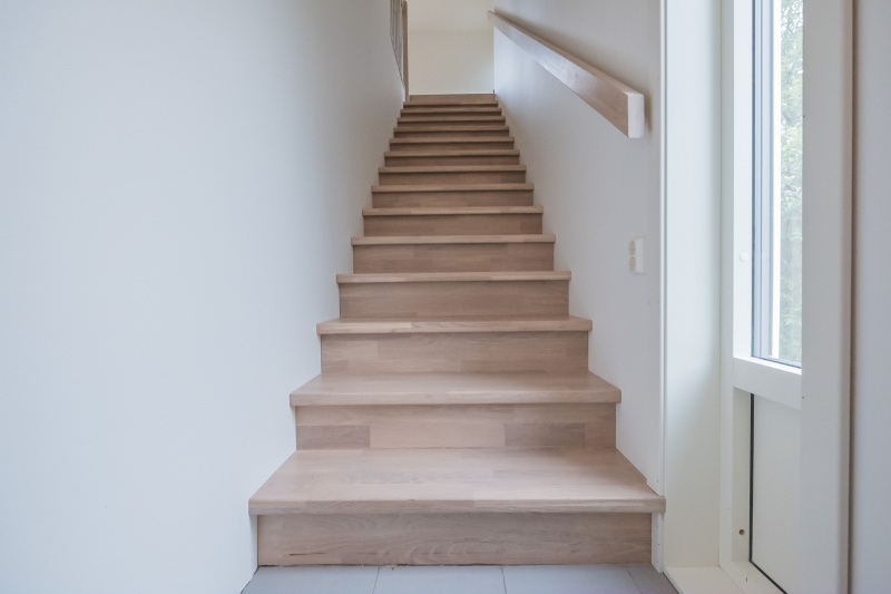 Oak stairs in Norway. Project no. 70